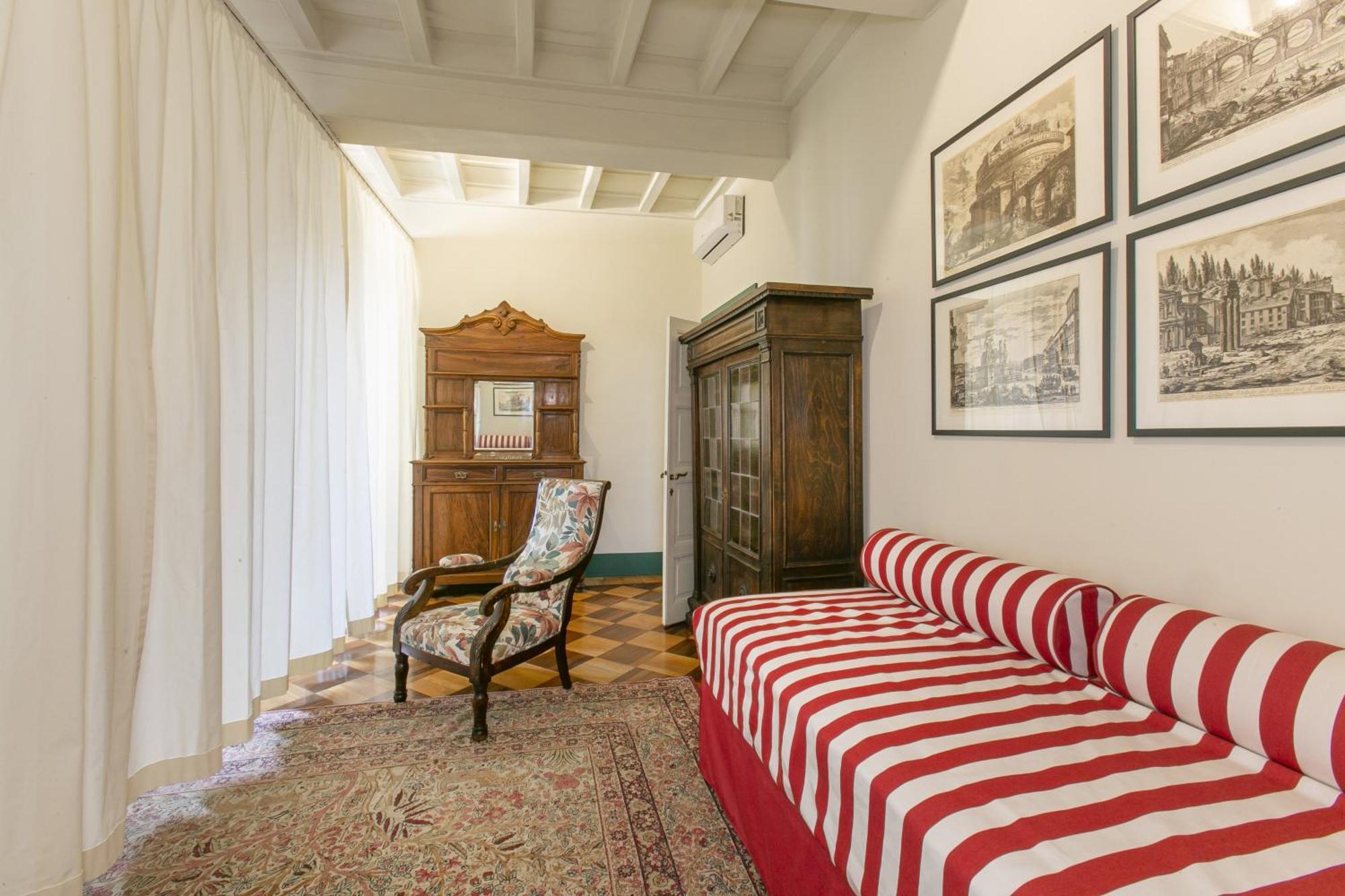 Pantheon Palazzo Nari #12 Casa Flacchi * Rom